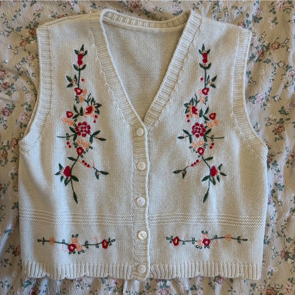 Embroidered Cream Button-Front Sweater Vest